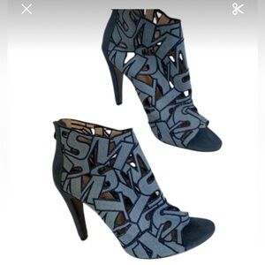 Stylish Blue Cut-Out Women's Heels